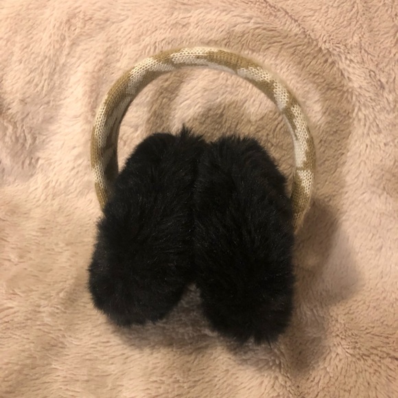 Michael Kors Earmuffs - Picture 6 of 6